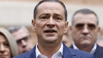 Daniel Băluţă cere ca bucureştenii afectaţi de lipsa apei calde şi căldurii să primească banii înapoi de la Termoenergetica: „Să îi respecte pe cetăţenii acestui oraş. Nu primeşti, nu plăteşti”