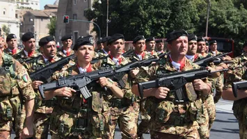 Recrutări masive în armată, se intenţionează să se ajungă la 250.000 de persoane pregătite militar