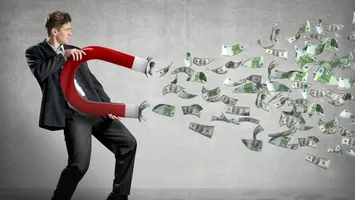 3 ZODII atrag ABUNDENȚA FINANCIARĂ de acum până în 2028, cât timp LORDUL karmei Saturn este în BERBEC