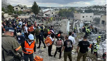 O rachetă iraniană a trecut de Iron Dome şi a lovit lângă Ierusalim. Cel puţin 8 morţi  VIDEO