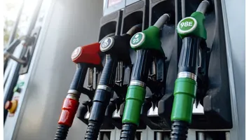 Preţ carburanţi 23 martie 2026. Veşti proaste de lunea, ziua şi scumpirea la pompă. Cât costă azi un plin  de benzină/motorină