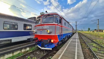 Ce costuri trebuie să suporte un român care vrea să devină mecanic de locomotivă la CFR. Salariile pot depăși 10.000 de lei pe lună