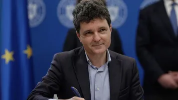 Nicușor Dan a promulgat legea care dă drumul la bani europeni pentru pachete alimentare, vouchere sau tichete sociale DOCUMENT