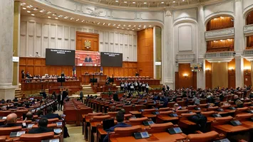 Parlamentarilor li s-au anulat toate deplasările pentru săptămâna viitoare. Toţi trebuie să fie prezenţi la votul pentru buget