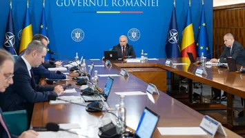Şedinţă extraordinară de guvern pentru adoptarea proiectului de buget. Pe masa Executivului se află şi creşterea salariului minim