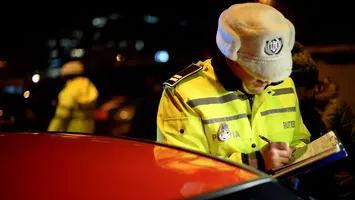 Veste proastă pentru şoferii din România. În Codul Rutier apar două noi sancţiuni de până la 600 de lei