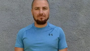 Criminalul care și-a incendiat iubita bântuie din nou județul Mureș. Emil Gânj ar fi fost văzut din nou de localnici