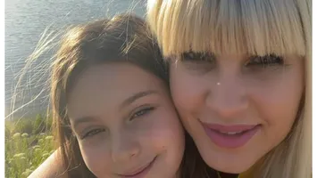 Cât de mare şi frumoasă s-a făcut fiica Elenei Udrea. Cum a fost prima zi de weekend mamă-fiică la Corbeanca