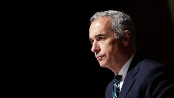 Ce urmează pentru Călin Georgescu după ridicarea controlului judiciar. Motivul pentru care nu va pleca din țară: „Ar distruge o parte însemnată din mitul său politic”