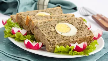 Drob de pește ca la Mănăstirea Putna. Rețeta tradițională pregătită pentru masa de Paști