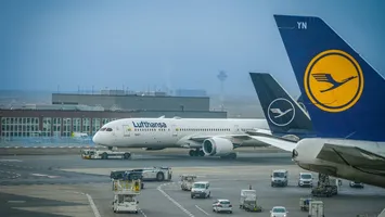 Zboruri mai ieftine cu Lufthansa din luna mai. Cum funcționează noul bilet ‘fără bagaj de mână’