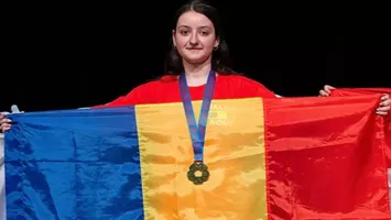 Mălina Pavel, eleva din Pitești campioană europeană la matematică: ”M-am dus cu gândul să fac tot ce-mi stă în putință, să dau tot ce e mai bun din mine. Îmi spuneam: hai că poți, hai că poți! Și am putut!”
