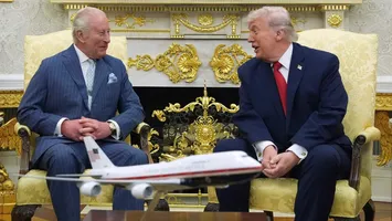 Donald Trump spune că și-ar dori să locuiască la Palatul Buckingham și că va discuta asta direct cu regele Charles: „Mereu mi-am dorit!”