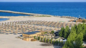 Vremea, criza și guvernul prăbușesc numărul românilor veniți pe litoral de 1 Mai. ”Am pierdut din turiștii care aveau și nu mai au tichete de vacanță”