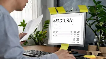 Petiție pentru eliminarea e-Factura pentru persoanele fizice care obțin venituri din drepturi de autor: „Nu transformați creatorii în contabili”