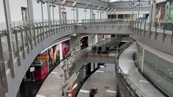Criza economică prăbușește Rusia. Centre comerciale aproape închise și din ce în ce mai puțini clienți