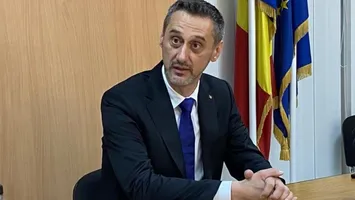Primarul Municipiului Slatina, reacție după ce s-a trezit cu dosar penal pentru conducerea unei motociclete fără permis: „Nu era drum public”