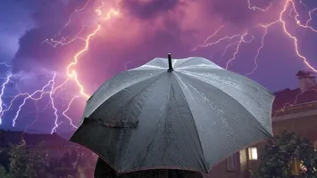 Avertizare meteo cod galben de ploi puternice, vijelii și grindină în mare parte din țară. Când scăpăm de valul de frig și furtuni