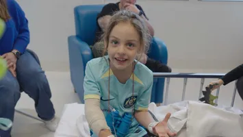 Povestea Zarei: prima fetiță tratată în Australia cu propriile celule stem din cordonul ombilical