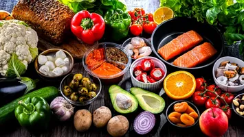 Alimente ieftine, dar valoroase nutrițional. Lista recomandată de celebra nutriţionistă Nadia Eperjessy