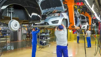 Ce salarii se câștigă în industria auto din România în 2026. Cât încasează un inginer auto și de ce un inginer software câștigă cu mii de lei mai mult