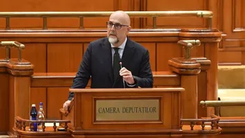 Kelemen Hunor i-a prezentat lui Nicușor Dan trei variante de Guvern: „Nu putem să ne uităm ca Angry Bird unii la alții. Refacerea vechii coaliții nu mai este cazul, am pierdut orice speranță”