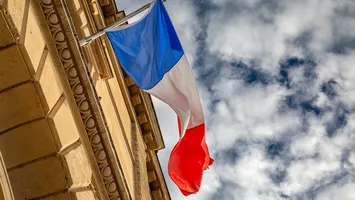 Mai mulți angajați ai guvernului francez, dați afară după ce au ieșit pozitiv la testele antidrog! Concedierile au fost dispuse, potrivit premierului, ”din raţiuni de securitate”