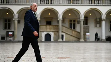 Preşedintele Ungariei şi-a semnat, practic, demisia. A promulgat amendamentul care îi scurtează mandatul