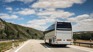 60 de elevi români, jefuiți în excursia din Franța. Hoții le-au furat actele, banii și bagajele. Cum a fost posibil