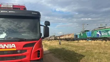 Clipe de panică în Teleorman. Populaţia a fost evacuată după scurgeri la un tren cu 36 de vagoane încărcate cu motorină