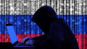 Hackerii ruși au furat datele de autentificare ale unor oficiali britanici. Informațiile sunt vândute pe dark web cu peste 40.000 de lire sterline