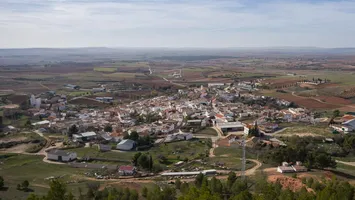 Un sat din Spania dorește să atragă noi locuitori și antreprenori. O casă costă doar 18.000 de euro