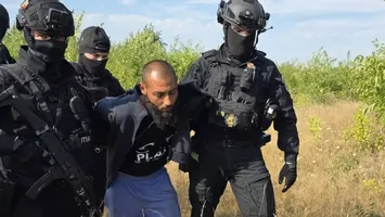 Deținutul evadat de pe un șantier din Baia Mare, prins după 48 de ore. Iubita bărbatului îi ia apărarea: „Avem 6 copii și nu mi-ar face niciodată rău”. Ce a vorbit ultima dată cu el