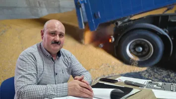Primarul Ionel Ciocan a cerut şi a încasat despăgubiri de secetă, apoi a vândut recolta-record de porumb