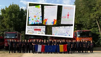Copiii francezi, gest emoționant față de pompierii români care au ajutat la stingerea incendiilor din sudul Franței: „Merci les héros!”