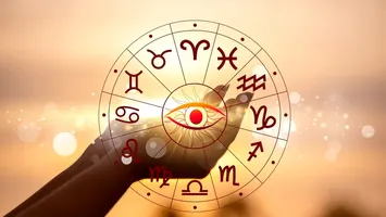 Top cinci zodii favorizate de astre până la mijlocul lunii septembrie. Cine atrage fericirea în următoarea perioadă