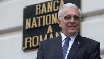 Ești gata să afli ce salariu are Mugur Isărescu? Așază-te mai întâi, pentru că s-ar putea să ai un șoc!