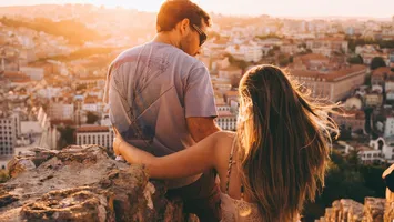 Horoscop special: 4 lucruri pe care trebuie să le știi înainte de a te muta cu una din cele 12 zodii