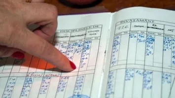 La câte absențe scade nota la purtare în anul școlar 2026-2027. Câte absențe pot fi motivate de părinți