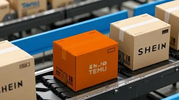 Cumpărăturile de pe Temu, Shein și AliExpress se scumpesc din 1 noiembrie! Apare o taxă suplimentară de 2 euro