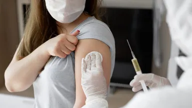 Vaccin antigripal. Primele doze pentru sezonul 2022 – 2023 au fost distribuite către DSP-uri