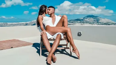 Surpriză: sexy-vedeta de la Kanal D tocmai a acceptat cererea în căsătorie (FOTO)