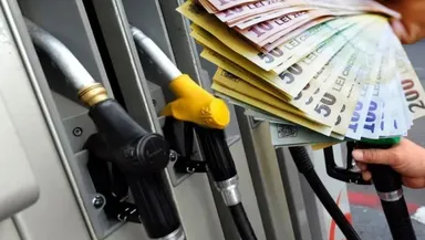 Prețurile carburanților au explodat. Ce spun guvernanţi despre reintroducerea compensării preţurilor la pompă