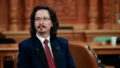 Judecătorul Cristi Dănileţ, despre sistemul de învăţământ: „Salariile profesorilor trebuie triplate. Incompetenţa în rândul profesorilor este mare. Ei seaflă în război cu toată lumea”