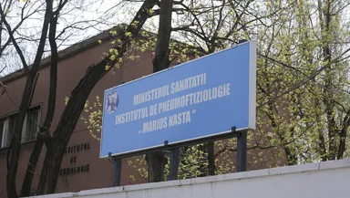 Sechestru pe 800.000 de euro din averile medicilor de la Spitalul Marius Nasta reţinuţi pentru că ar fi luat mită în mod repetat