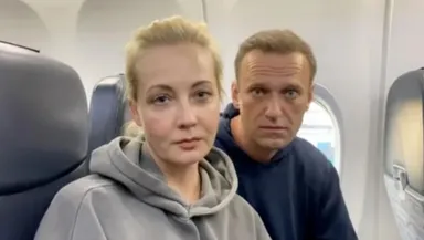 Iulia, soția lui Aleksei Navalnîi, la înmormântarea opozantului rus: „Voi face tot ce pot pentru a te face acolo sus să te bucuri pentru mine”