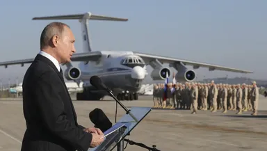 Putin ameninţă direct România: „Dacă avioanele Ucrainei vor fi folosite de pe aerodromuri din ţări terţe, ele devin pentru noi ţinte legitime, oriunde s-ar afla”
