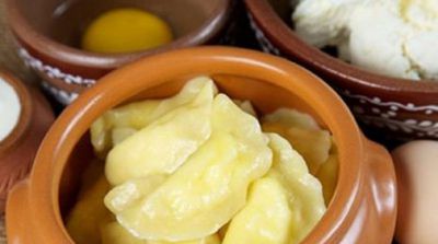 Colțunași moldovenești cu brânză dulce. Dacă n-aţi mâncat niciodată, trebuie să încercați rețeta