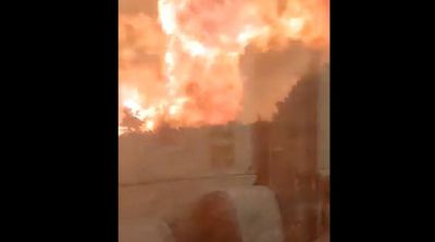Un tren cu 48 de pasageri a fost cuprins de flăcări - Călătorii au sărit pe geam pentru a se salva - Cel puțin 20 de răniți - Video