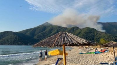 Mai mulţi turişti, evacuaţi din Thassos. Incendiile de vegetaţie se extind, este alertă